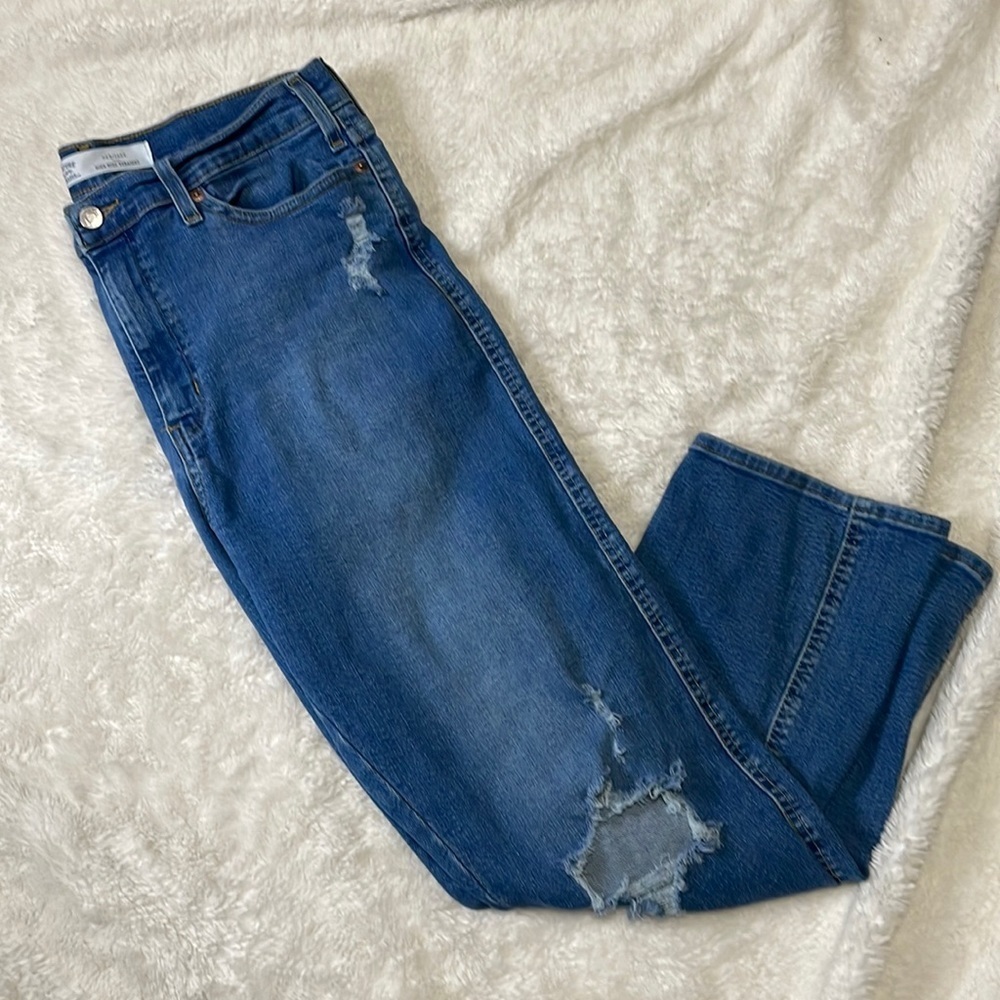 Signature Levi Strauss Heritage High Rise Straight Jeans With Holes